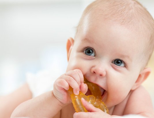 Primeros dientes: ¿Cómo aliviar a tu bebé?