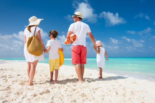 Consejos para proteger a nuestros hijos del sol durante las vacaciones