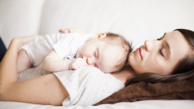 ¿Cuándo Duermen los Bebés durante la Noche?